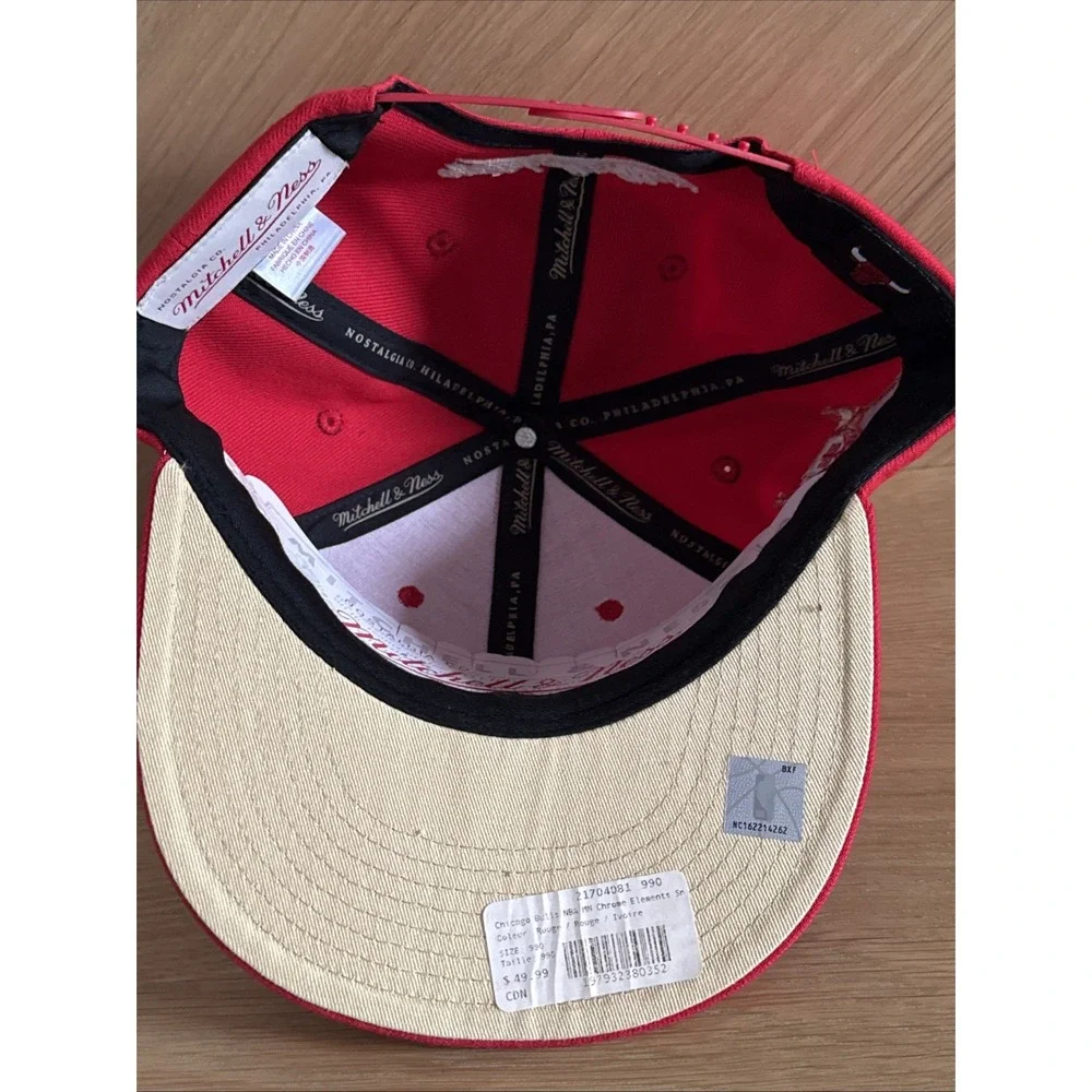 Chicago Bulls Hat Red Chrome Elements 40th Anniversary‎ Snapback Mitchell & Ness